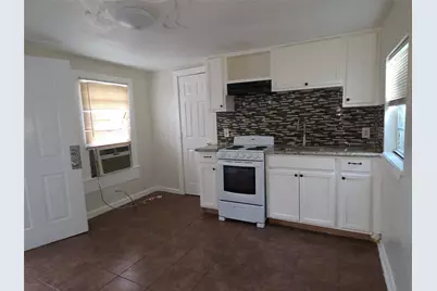 114 Canton Street #1/2, Houston, TX 77012 - Photo 1