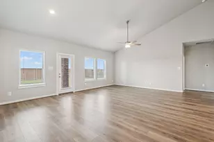 6445 Green Clover Ln, Pearland, TX 77584 - Photo 3