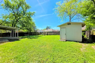 12645 Lake Conroe Hills Dr, Willis, TX 77318 - Photo 23