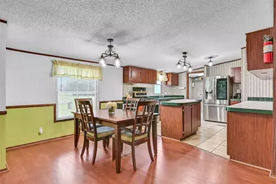 18424 Avenue A, Alvin, TX 77511 - Photo 13