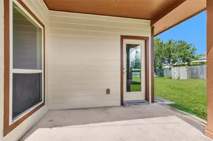704 Mockingbird St, Navasota, TX 77868 - Photo 25