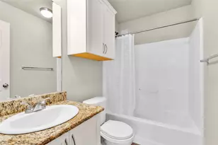 704 Mockingbird St, Navasota, TX 77868 - Photo 17