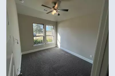 4703 Franklin Way, Rosharon, TX 77583 - Photo 9