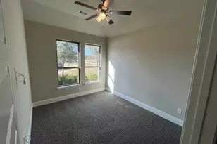 4703 Franklin Way, Rosharon, TX 77583 - Photo 9