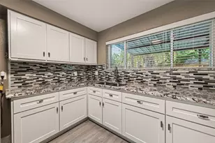 7338 Cornwall Bridge Ln, Houston, TX 77041 - Photo 17