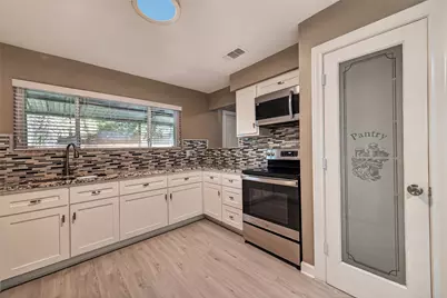 7338 Cornwall Bridge Lane, Houston, TX 77041 - Photo 15
