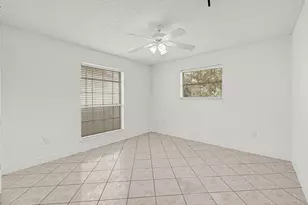 9208 Carousel Ln, Houston, TX 77080 - Photo 9
