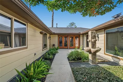 1534 Glourie Drive, Houston, TX 77055 - Photo 45