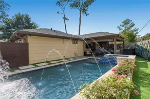 1534 Glourie Dr, Houston, TX 77055 - Photo 37