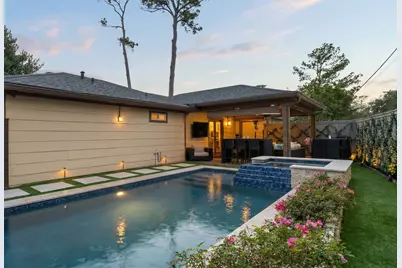 1534 Glourie Drive, Houston, TX 77055 - Photo 43