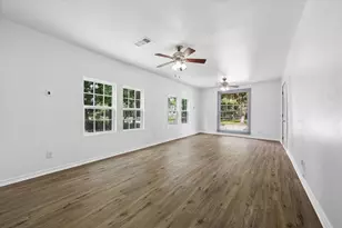 408 S 4th St, La Porte, TX 77571 - Photo 3