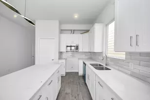 7902 Parnell St, Houston, TX 77051 - Photo 5