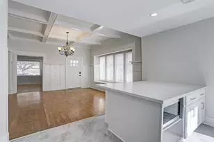 210 Marshall St, Houston, TX 77006 - Photo 7
