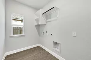 949 Cortez Creek Dr, Conroe, TX 77304 - Photo 21