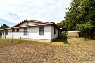 4915 Fridell St, San Antonio, TX 78237 - Photo 5