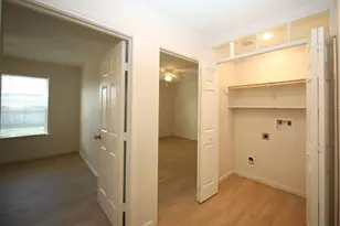6709 Greenhurst St, Houston, TX 77091 - Photo 5