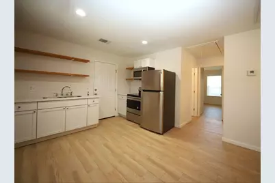 6709 Greenhurst Street #B, Houston, TX 77091 - Photo 3