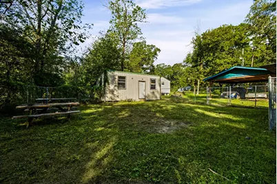 127 Forest Drive, Livingston, TX 77351 - Photo 5