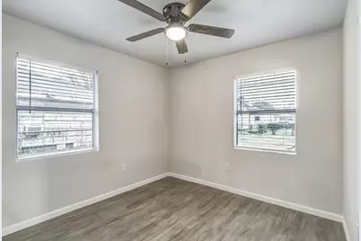8618 Flossie Mae Street, Houston, TX 77029 - Photo 7