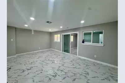 706 Scenic Drive, Baytown, TX 77521 - Photo 25