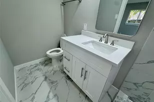 706 Scenic Dr, Baytown, TX 77521 - Photo 7