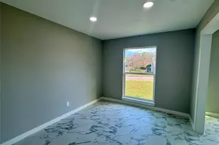 706 Scenic Dr, Baytown, TX 77521 - Photo 23