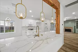 2001 Tipperary Dr, Deer Park, TX 77536 - Photo 3