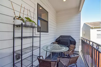 918 W 25th Street #E, Houston, TX 77008 - Photo 21