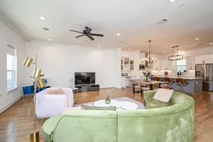 918 W 25th St, Houston, TX 77008 - Photo 19