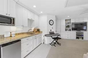 14527 Oak Bend Dr, Houston, TX 77079 - Photo 17
