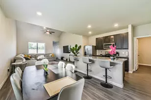 4907 Luke Mathew Dr, Rosharon, TX 77583 - Photo 15