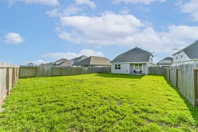 4907 Luke Mathew Drive, Rosharon, TX 77583 - Photo 35