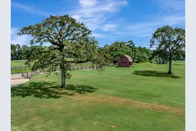 1811 Caspers Cove Road, Lufkin, TX 75904 - Photo 45