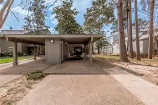 208 Waters, Huntsville, TX 77340 - Photo 45
