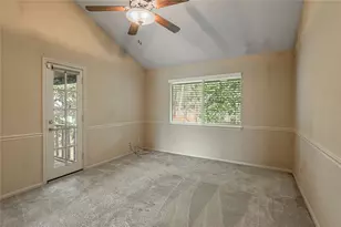 208 Waters, Huntsville, TX 77340 - Photo 27