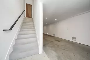 2211 Staples St, Houston, TX 77026 - Photo 3