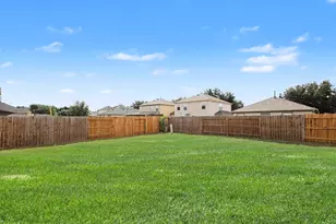 827 Grand Plains Dr, Houston, TX 77090 - Photo 27