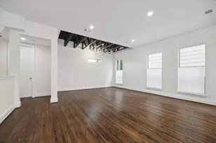 1105 W 21st St, Houston, TX 77008 - Photo 5