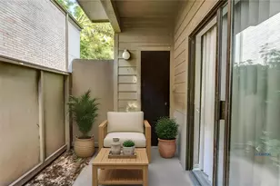 10047 Westpark Dr, Houston, TX 77042 - Photo 7