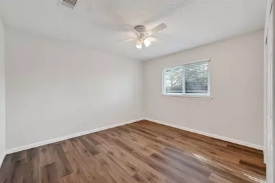 10738 Highland Woods Drive, Sugar Land, TX 77498 - Photo 27