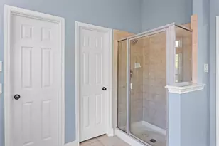 430 Overlook Dr, Friendswood, TX 77546 - Photo 17