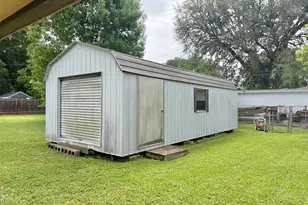 2313 3rd St, Port Neches, TX 77651 - Photo 21