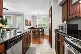 7575 Kirby Dr, Houston, TX 77030 - Photo 21