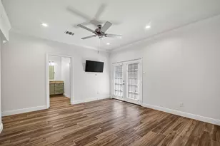 11711 Memorial Dr, Houston, TX 77024 - Photo 17