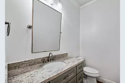 11711 Memorial Drive #649, Houston, TX 77024 - Photo 25
