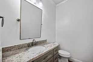 11711 Memorial Dr, Houston, TX 77024 - Photo 25