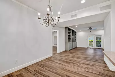 11711 Memorial Drive #649, Houston, TX 77024 - Photo 15