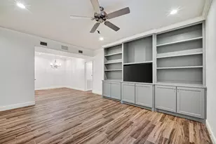 11711 Memorial Dr, Houston, TX 77024 - Photo 7