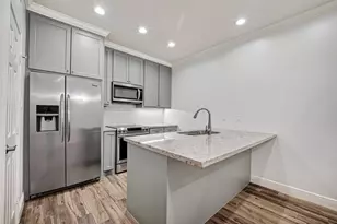 11711 Memorial Dr, Houston, TX 77024 - Photo 9