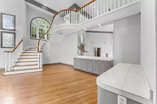 8122 Meadow Crest St, Houston, TX 77071 - Photo 9